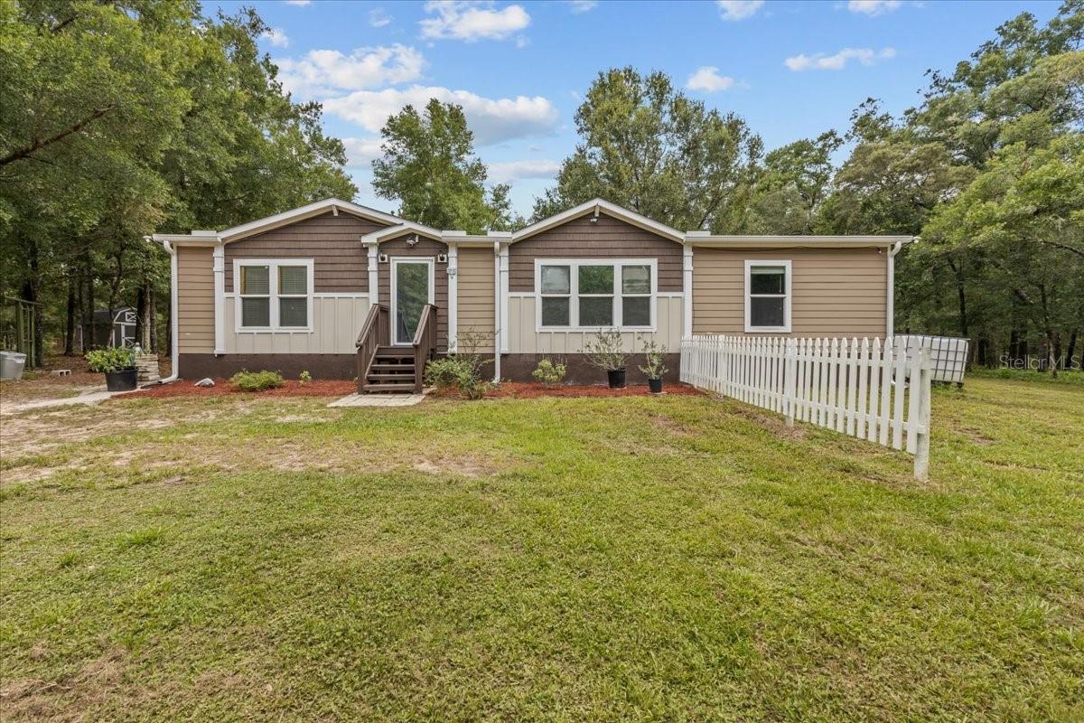 Details for 12091 111th Avenue, ARCHER, FL 32618