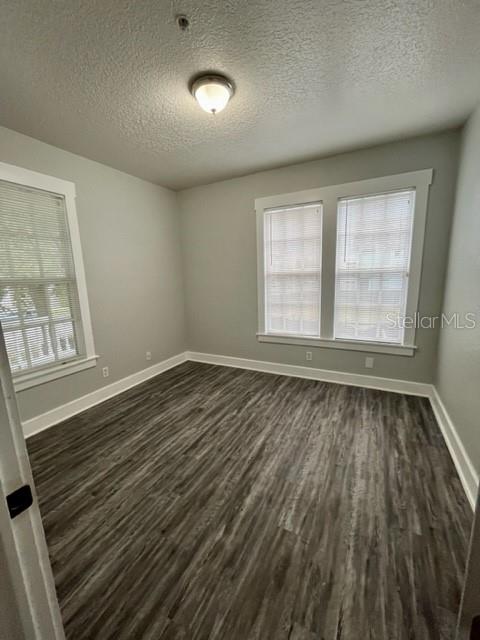 Image 10 of 13 For 644 4th Avenue S 1