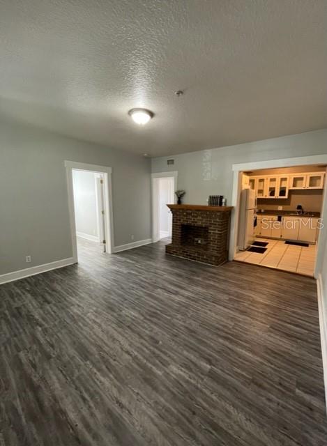 Image 2 of 13 For 644 4th Avenue S 1