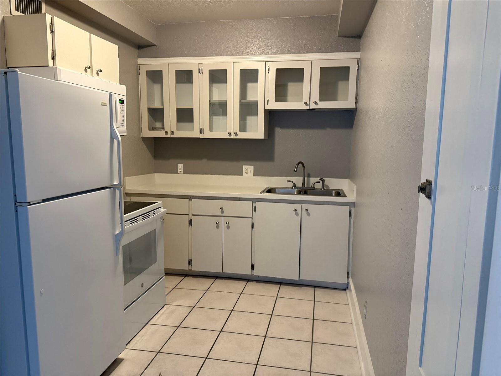 Image 6 of 13 For 644 4th Avenue S 1