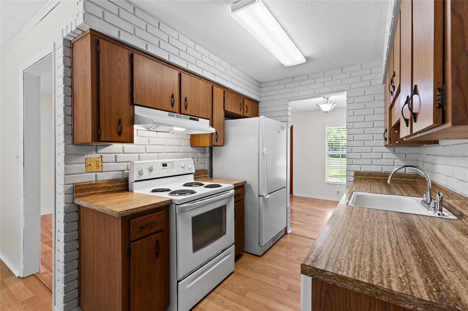Image 8 of 29 For 3315 45th Avenue