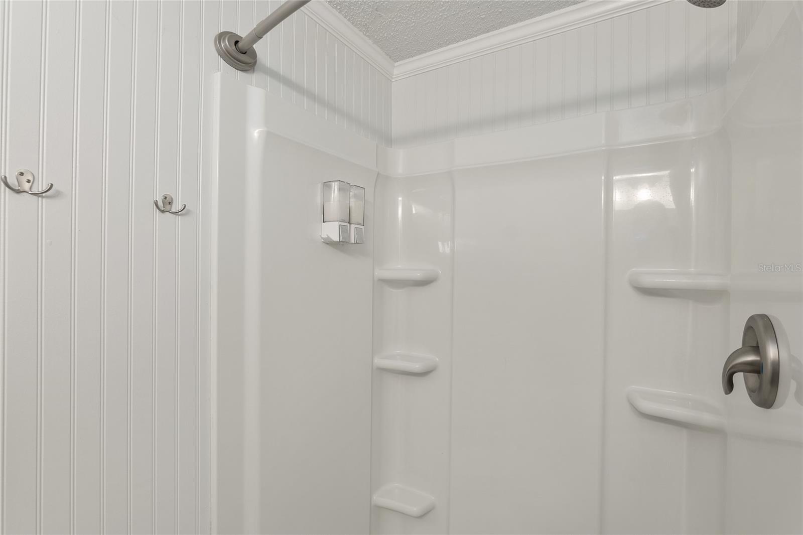 Image 14 of 17 For 2490 14th Drive 21