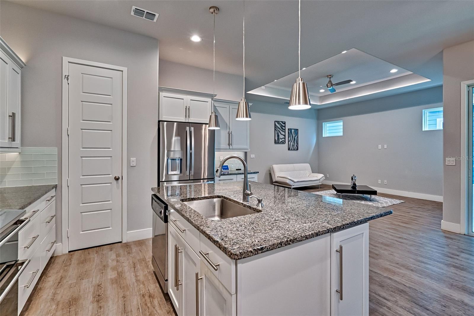 Image 13 of 41 For 6464 77th Street