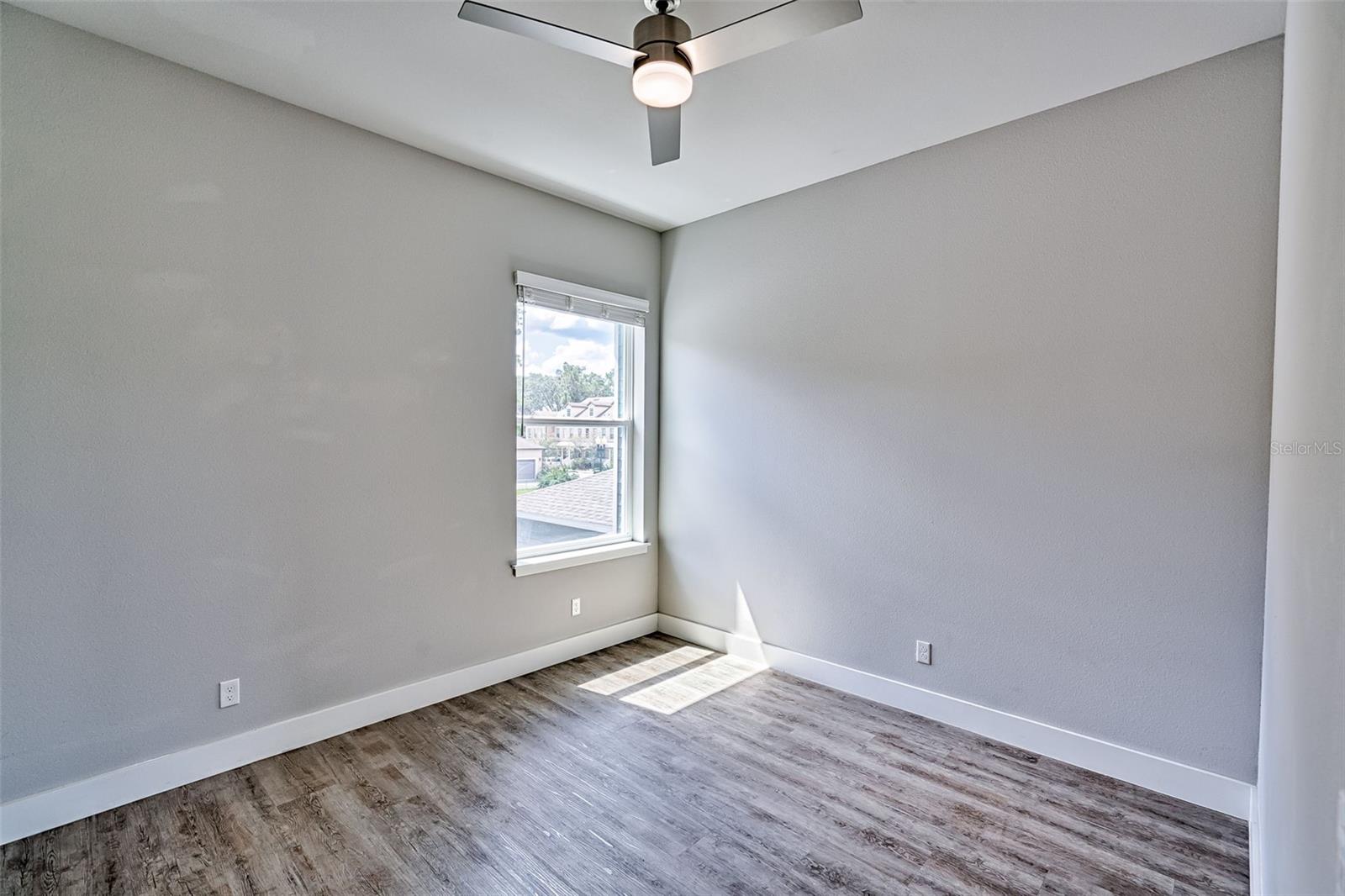 Image 29 of 41 For 6464 77th Street