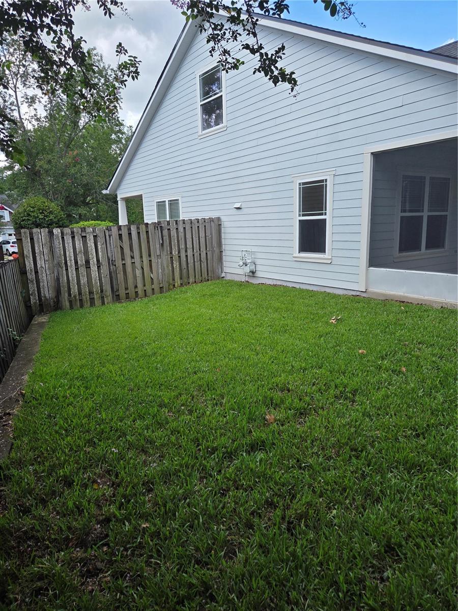 Image 41 of 51 For 9216 23rd Lane