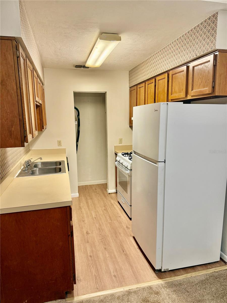 Image 4 of 12 For 6745 45th Avenue