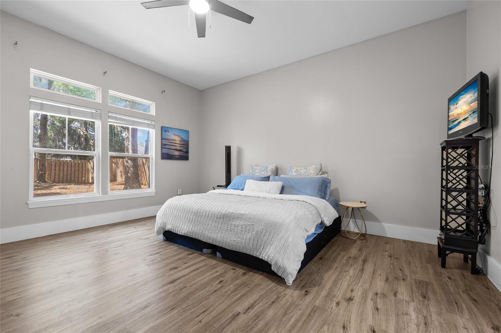 Image 12 of 29 For 16623 167th Place