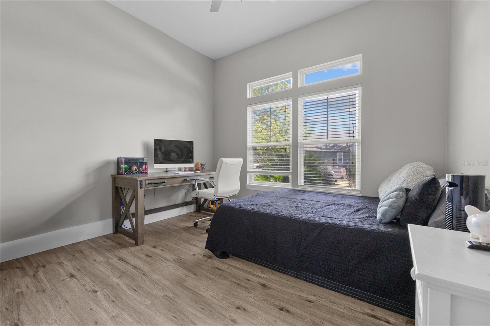 Image 16 of 29 For 16623 167th Place