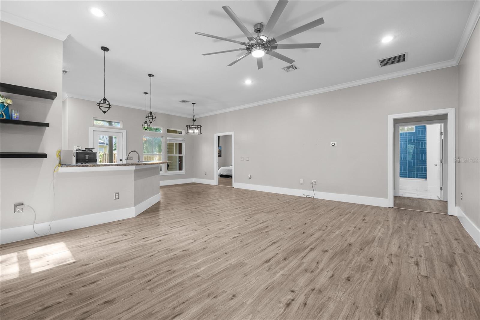 Image 5 of 29 For 16623 167th Place