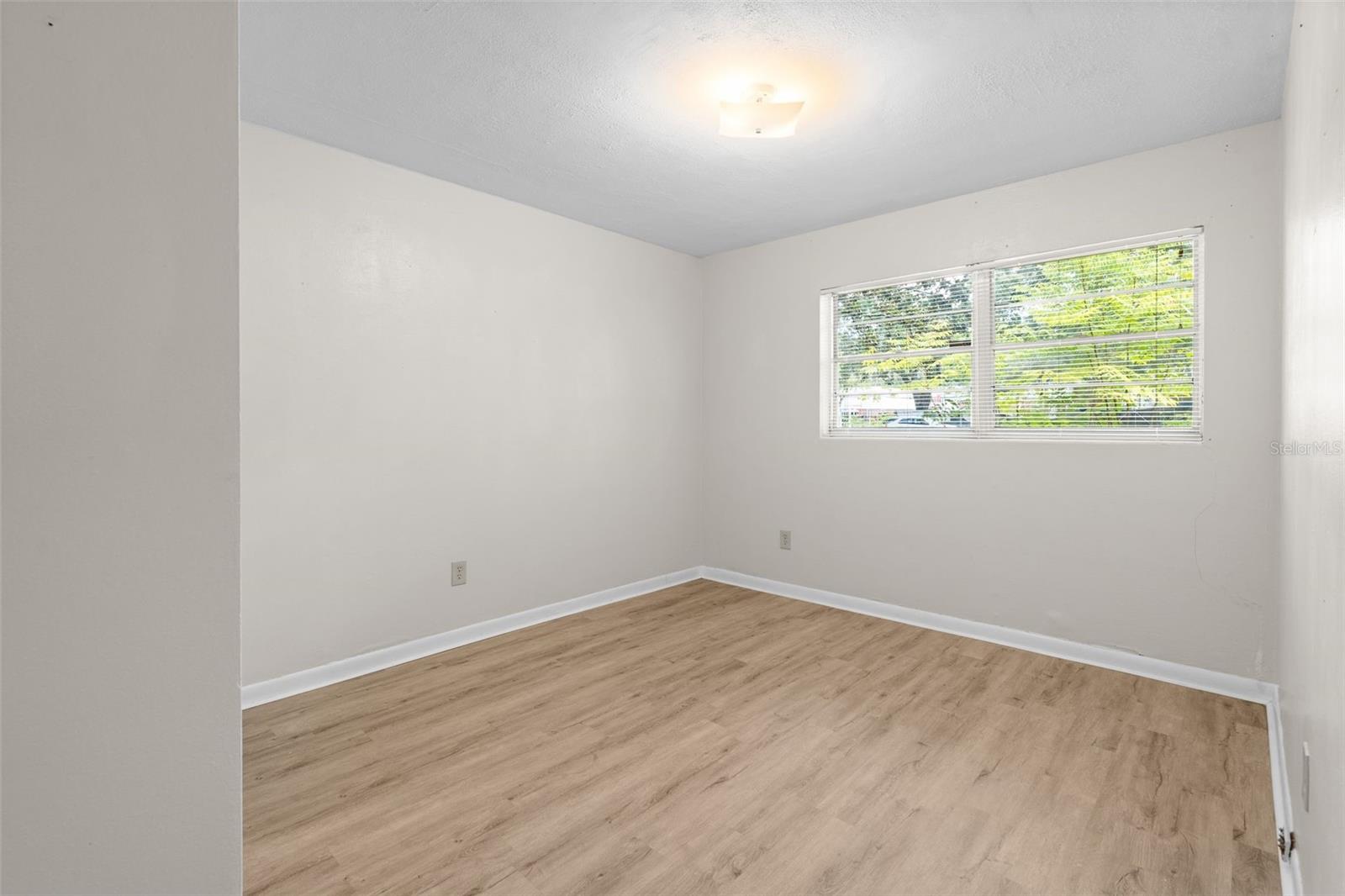 Image 12 of 30 For 3445 8th Avenue