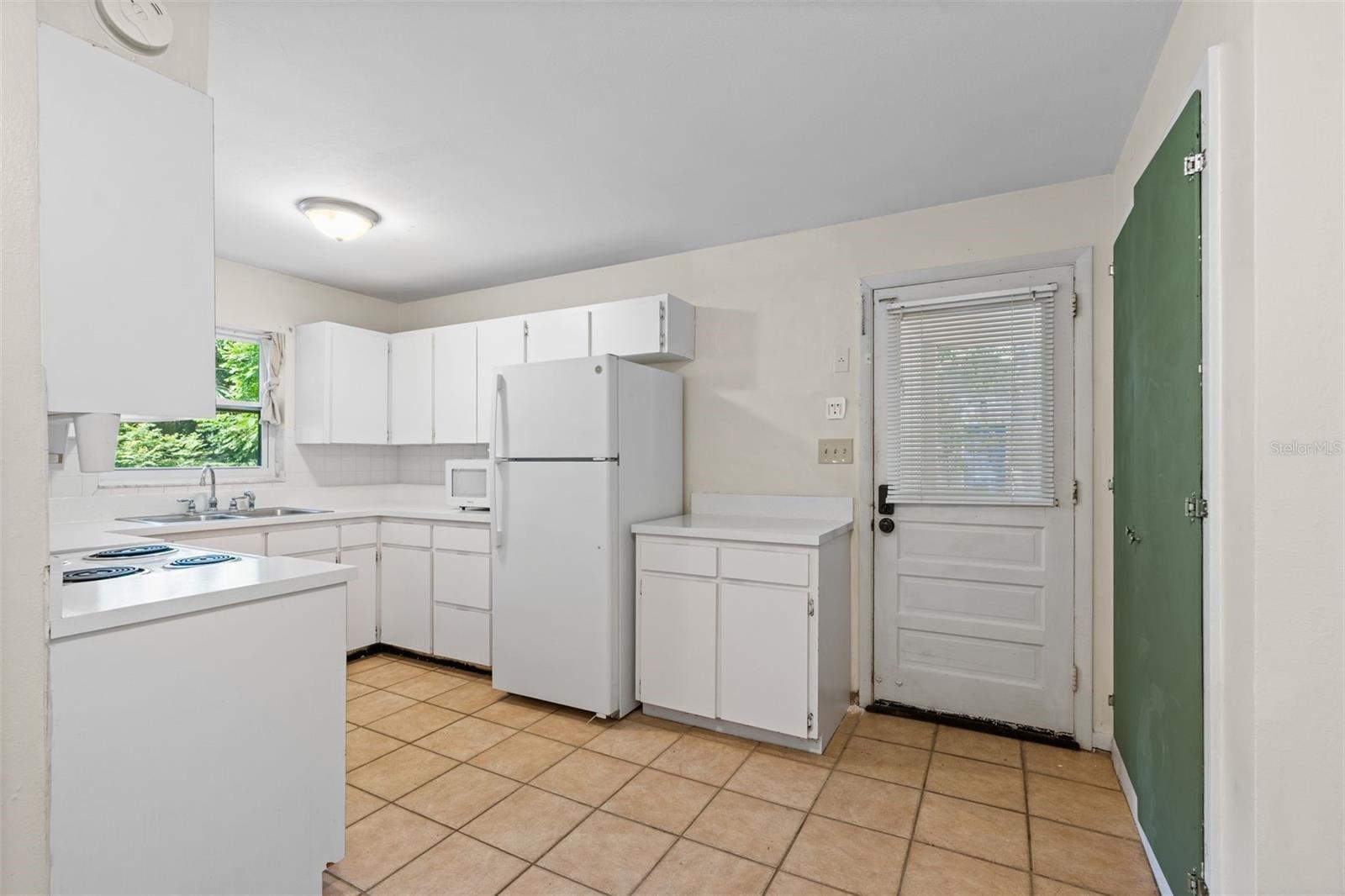 Image 8 of 30 For 3445 8th Avenue