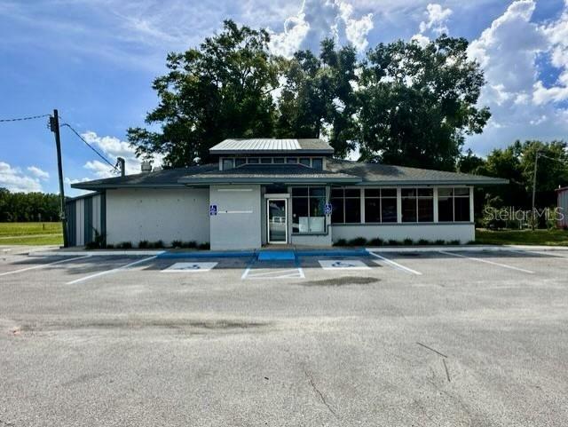 Image 2 of 2 For 829 Main Street