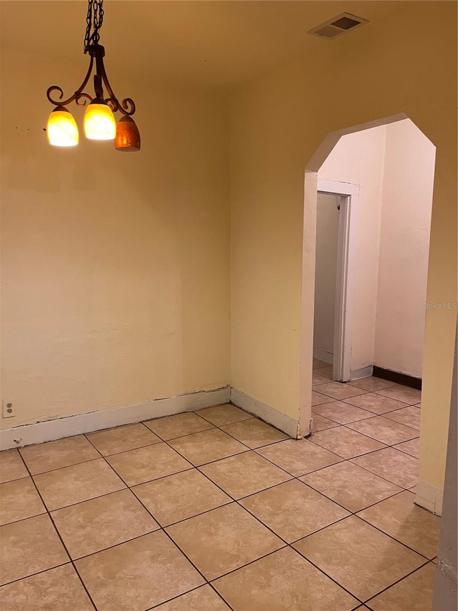 Image 7 of 13 For 626 3rd Street