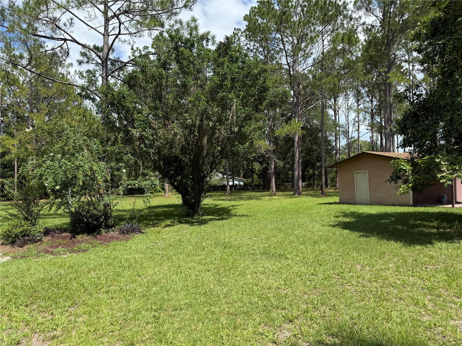 Image 37 of 47 For 8421 137th Avenue