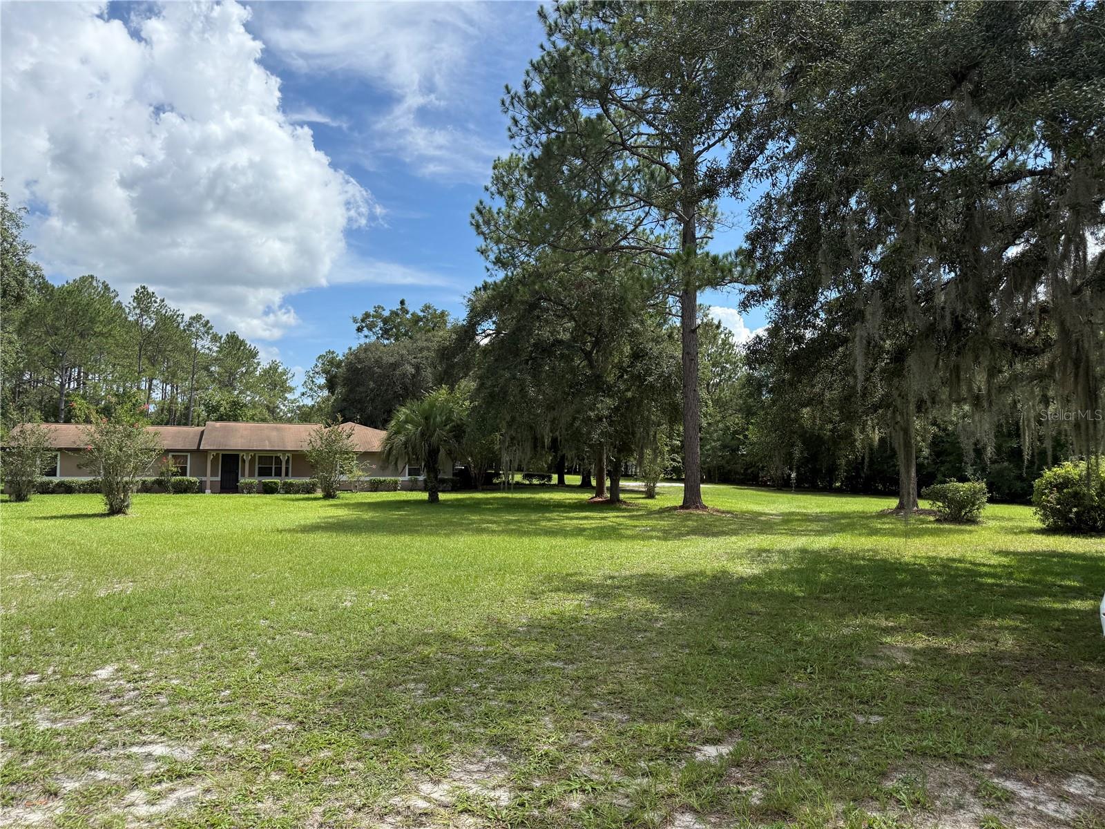 Image 4 of 47 For 8421 137th Avenue