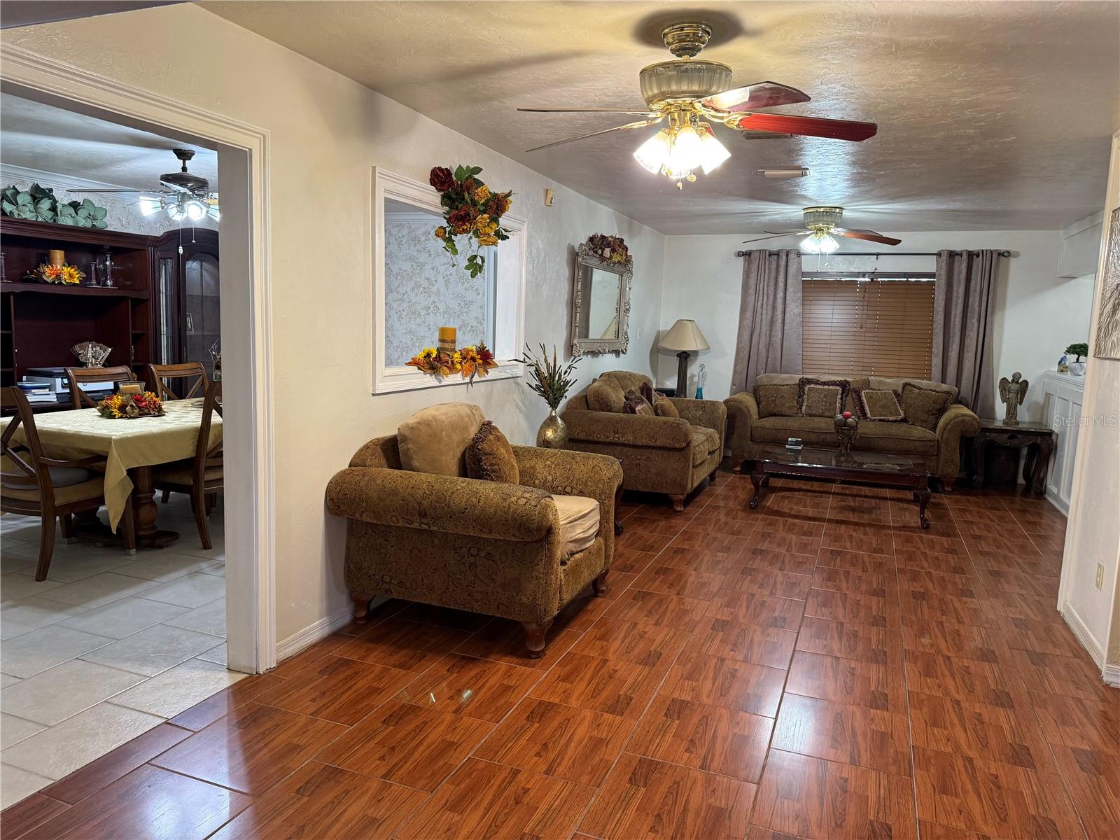 Image 8 of 47 For 8421 137th Avenue
