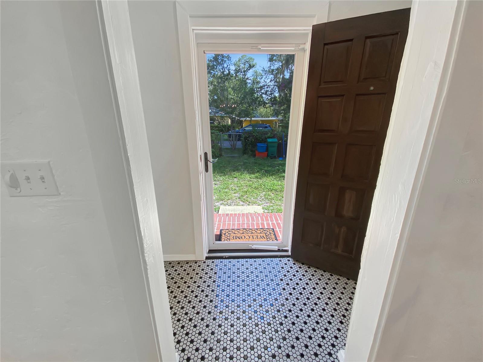 Image 10 of 35 For 824 9th Avenue
