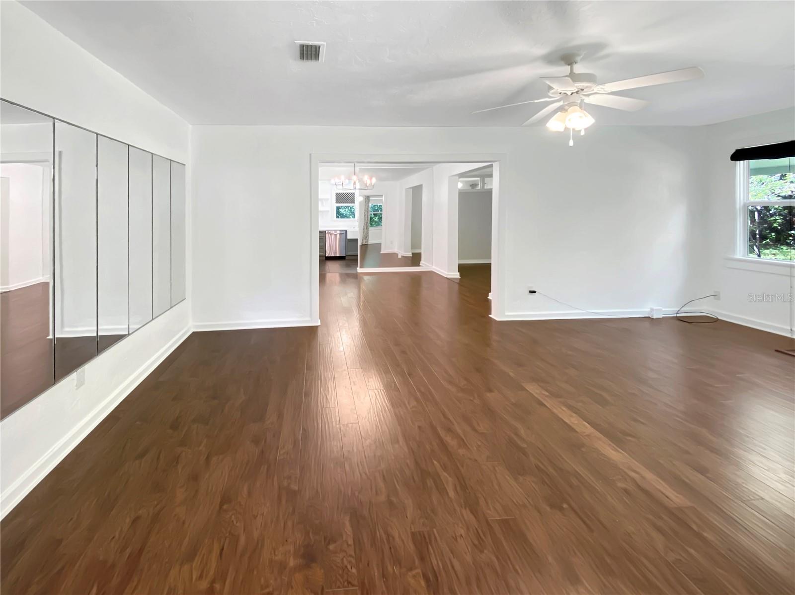 Image 8 of 35 For 824 9th Avenue