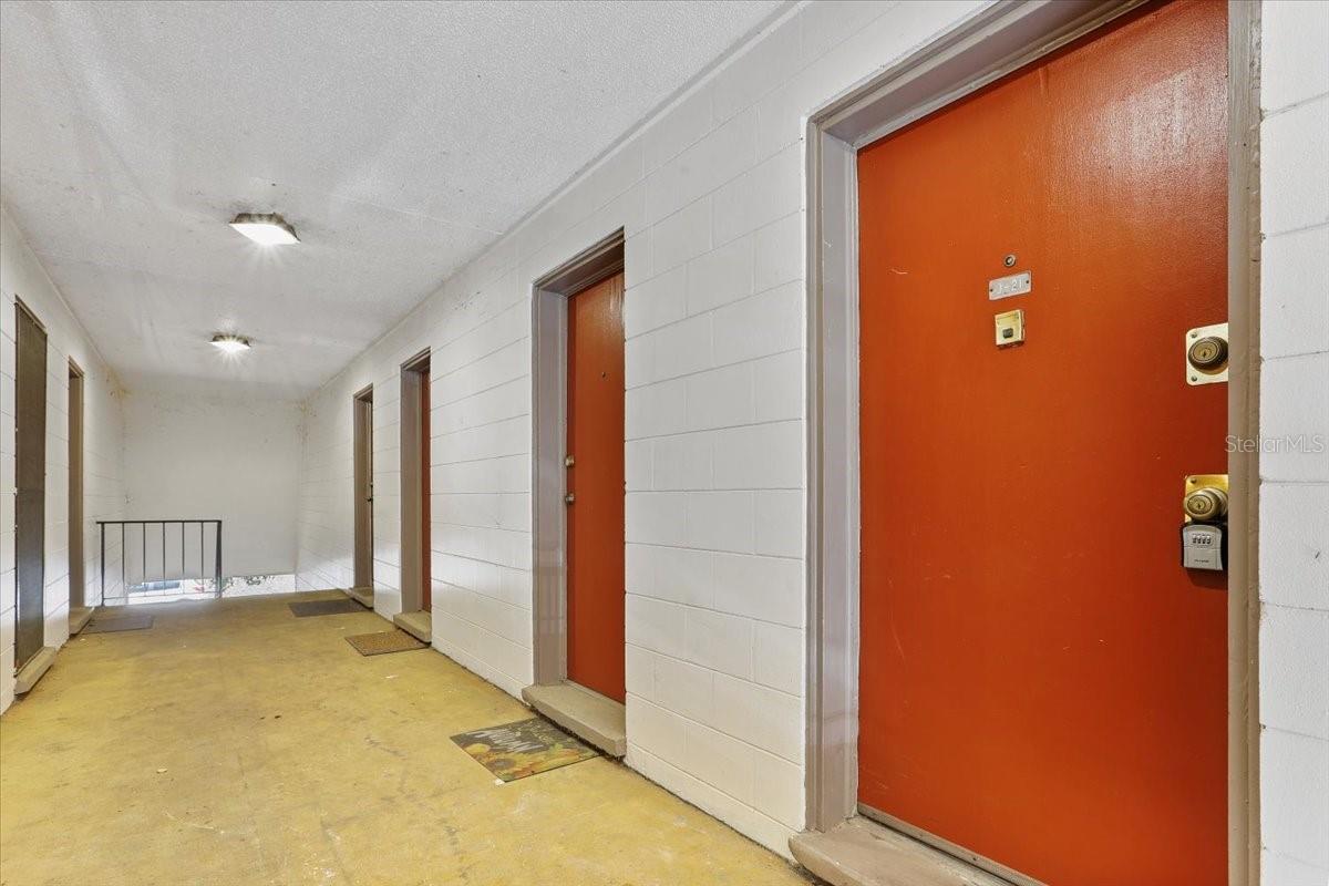 Image 2 of 38 For 1700 16th Court Condo J21