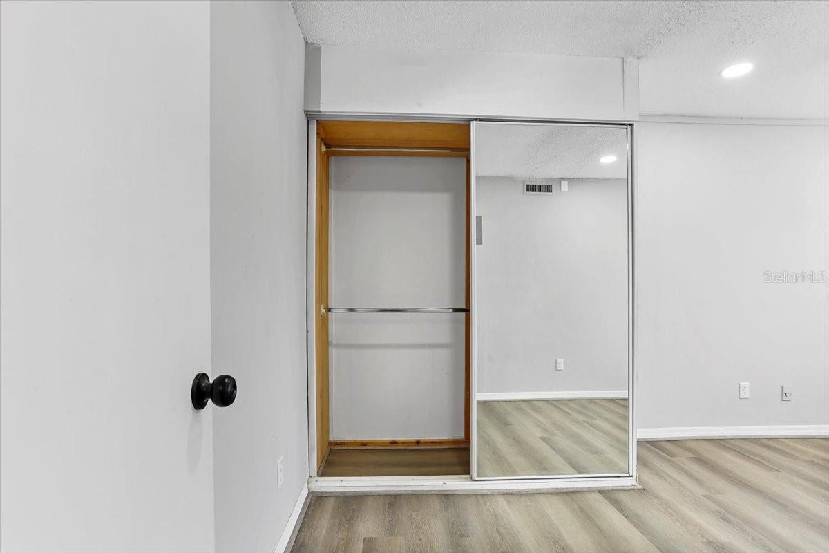 Image 29 of 38 For 1700 16th Court Condo J21
