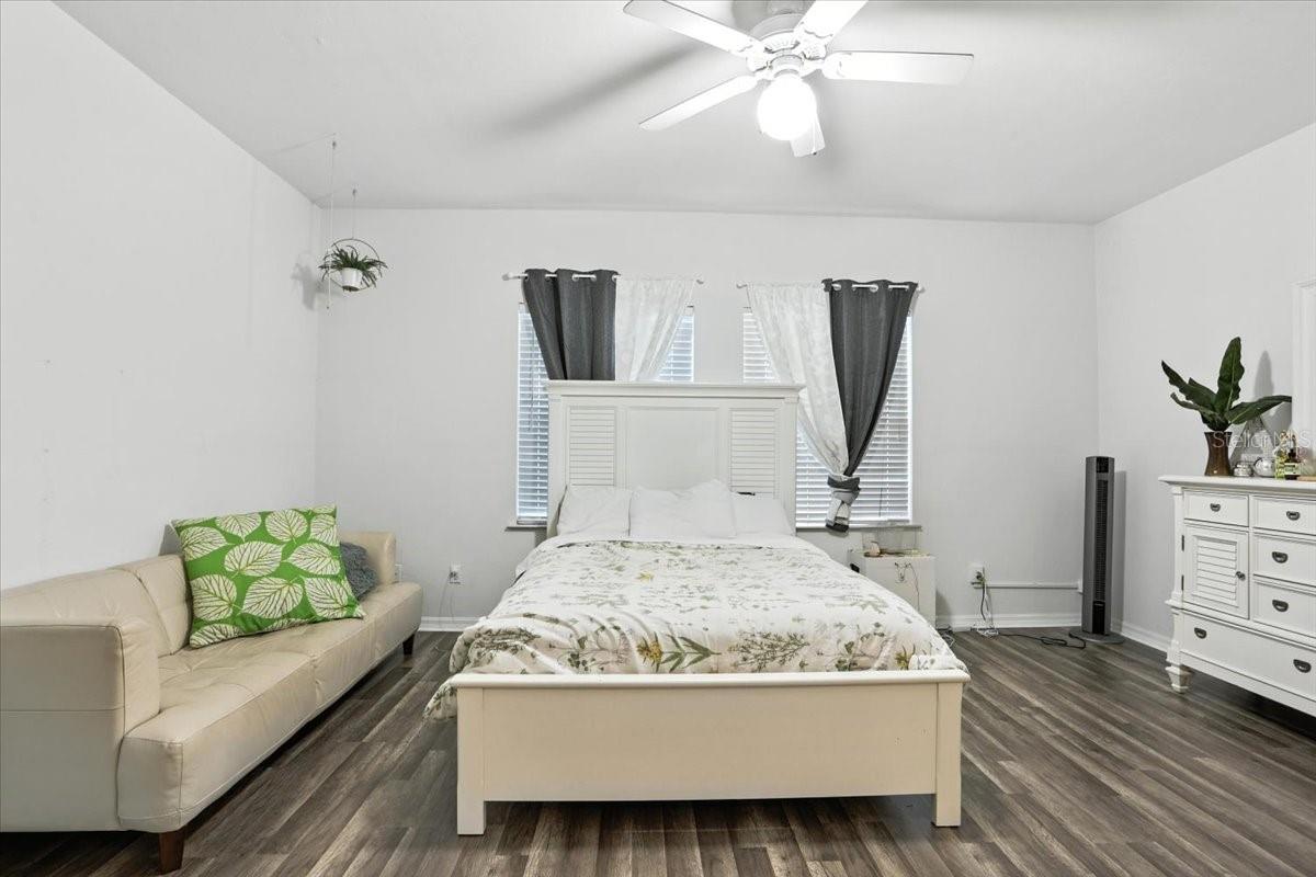Image 18 of 23 For 2710 105th Drive