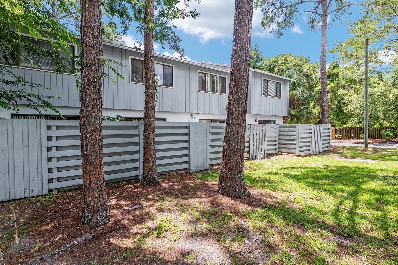 Image 31 of 40 For 3600 19th Avenue 39a