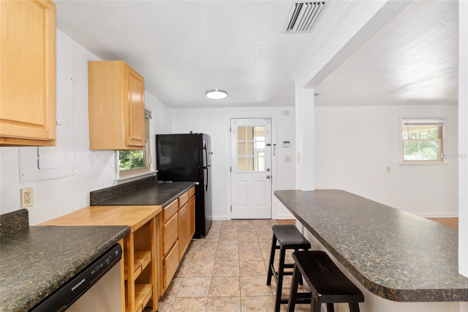 Image 12 of 23 For 5650 189th Street