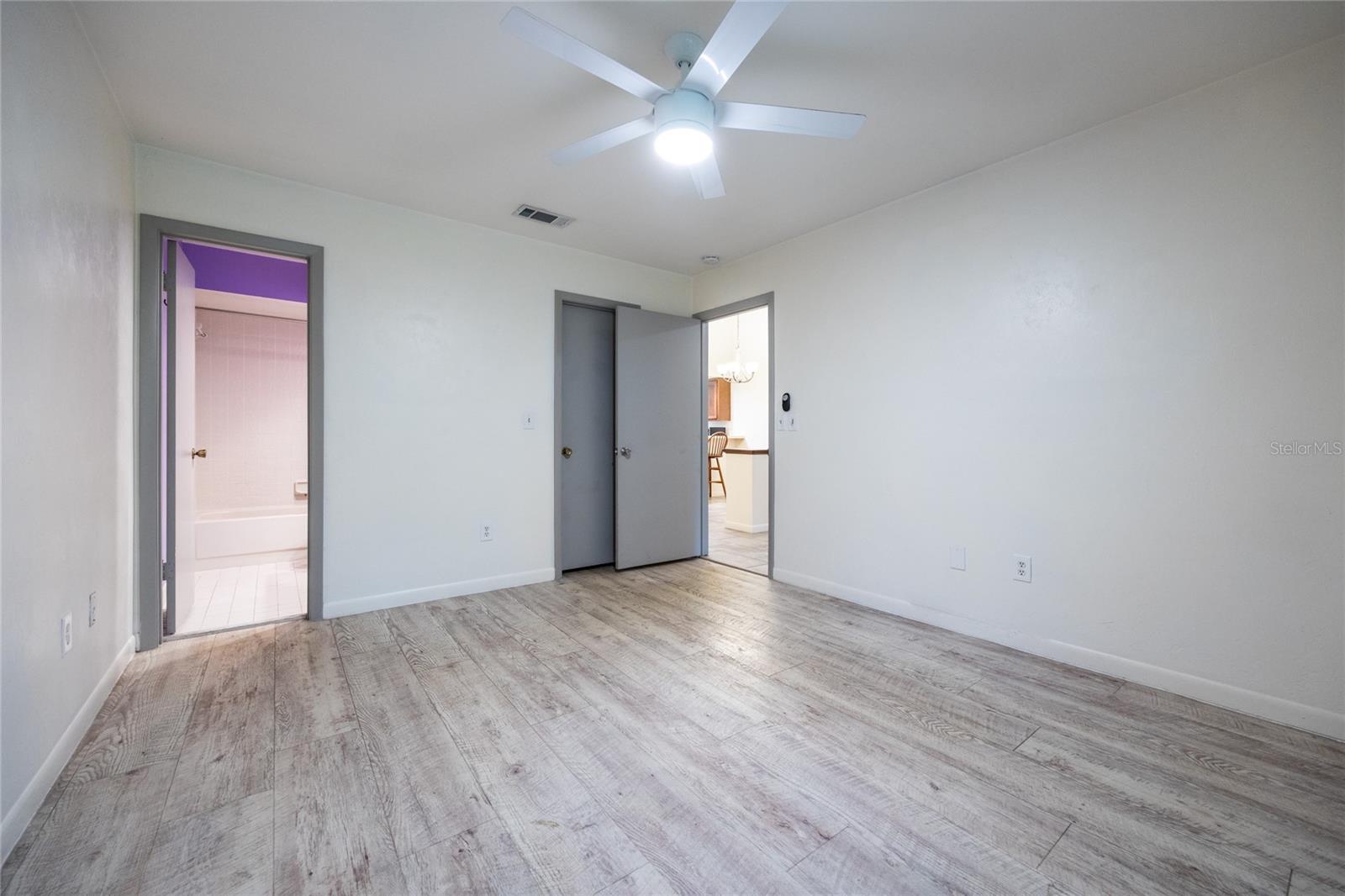 Image 19 of 38 For 2732 39th Drive 2732