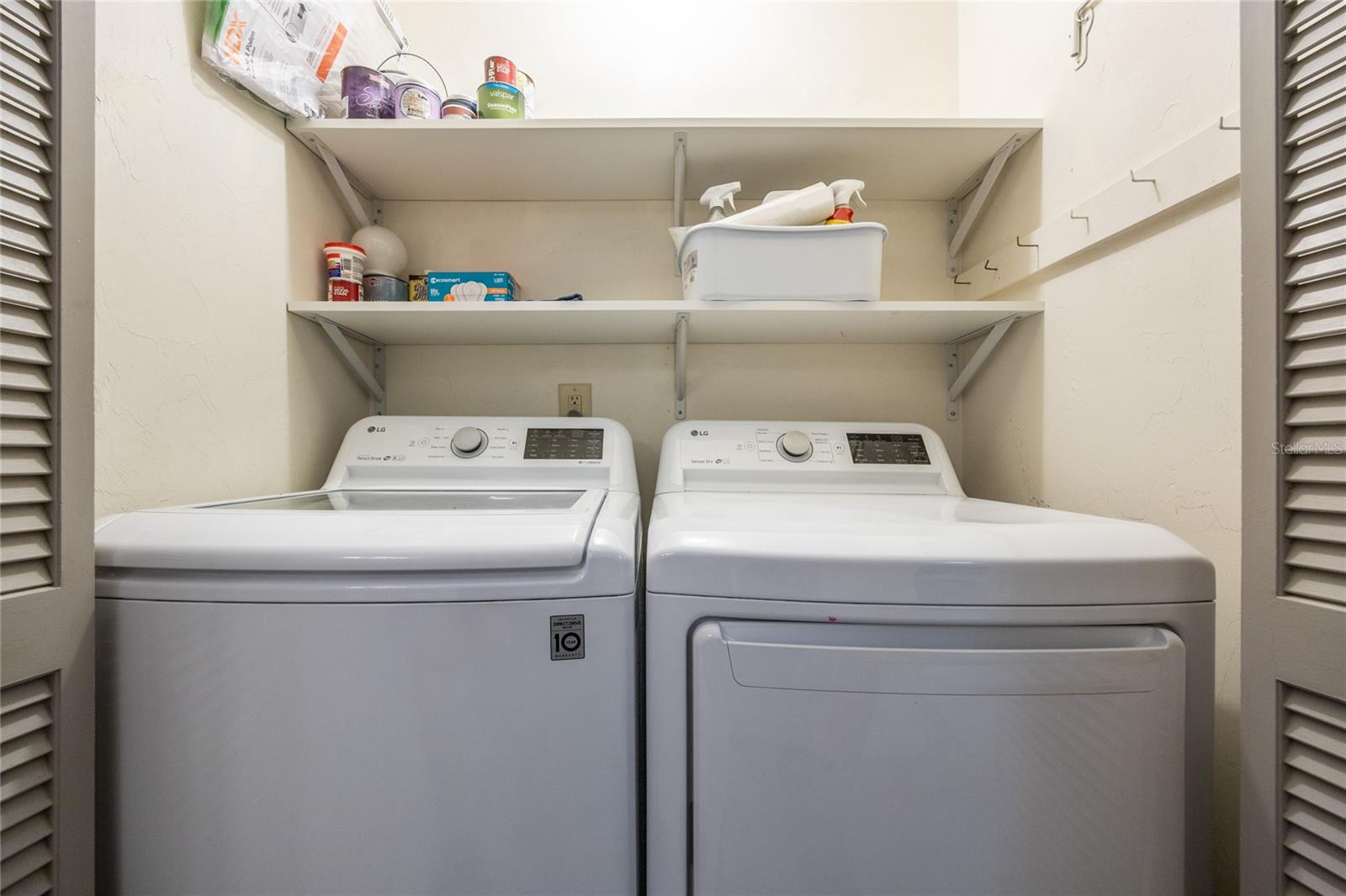Image 24 of 38 For 2732 39th Drive 2732