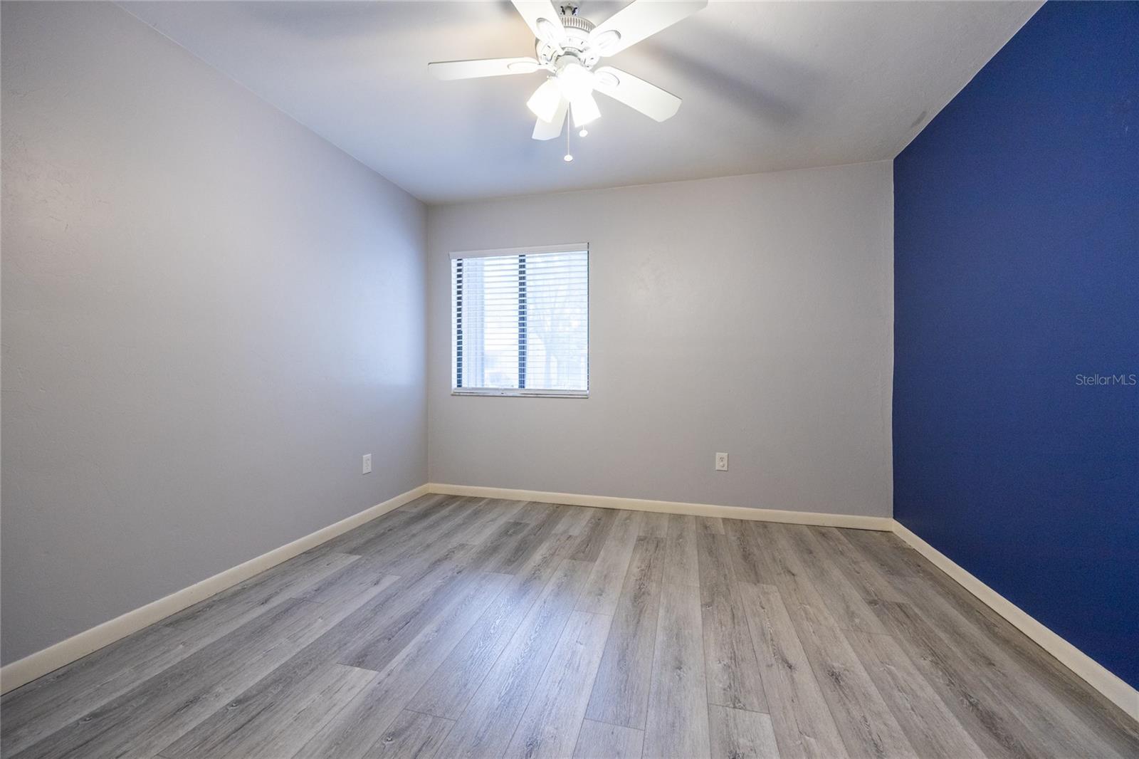 Image 26 of 38 For 2732 39th Drive 2732