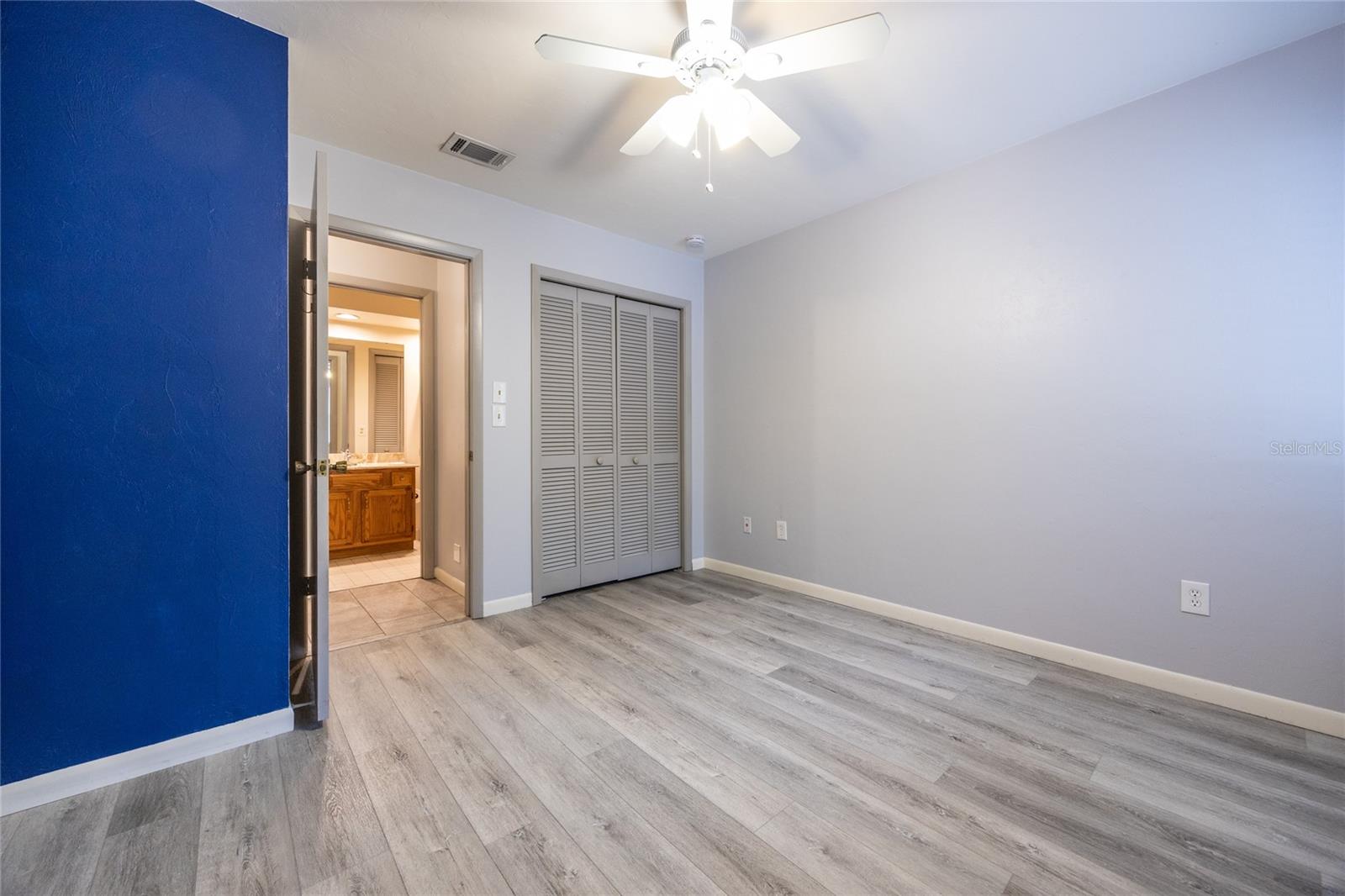 Image 27 of 38 For 2732 39th Drive 2732