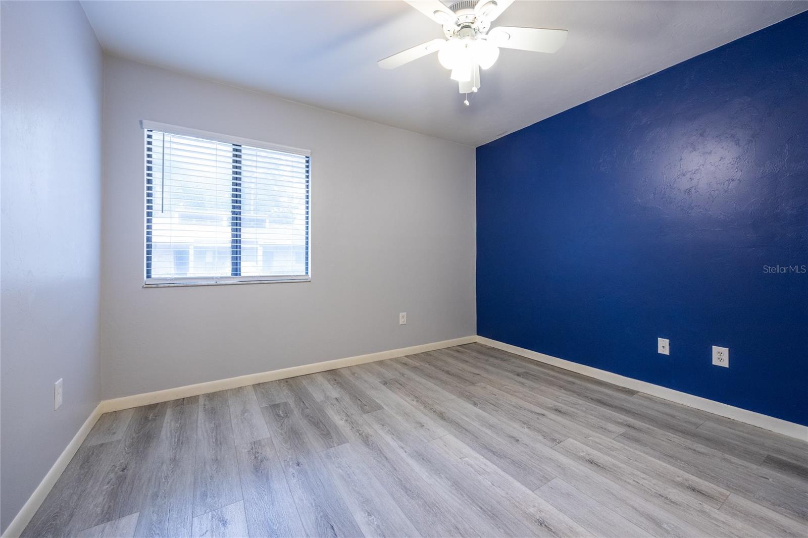 Image 29 of 38 For 2732 39th Drive 2732
