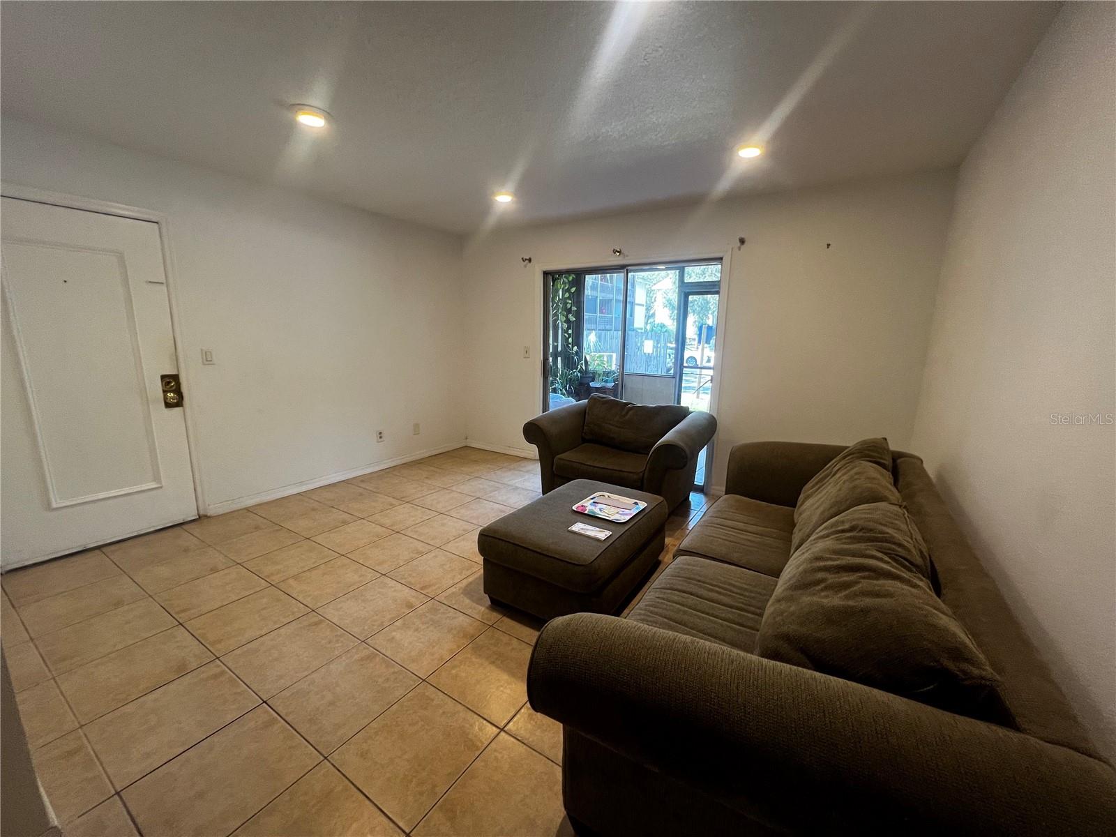 Image 2 of 12 For 6519 Newberry Road 604