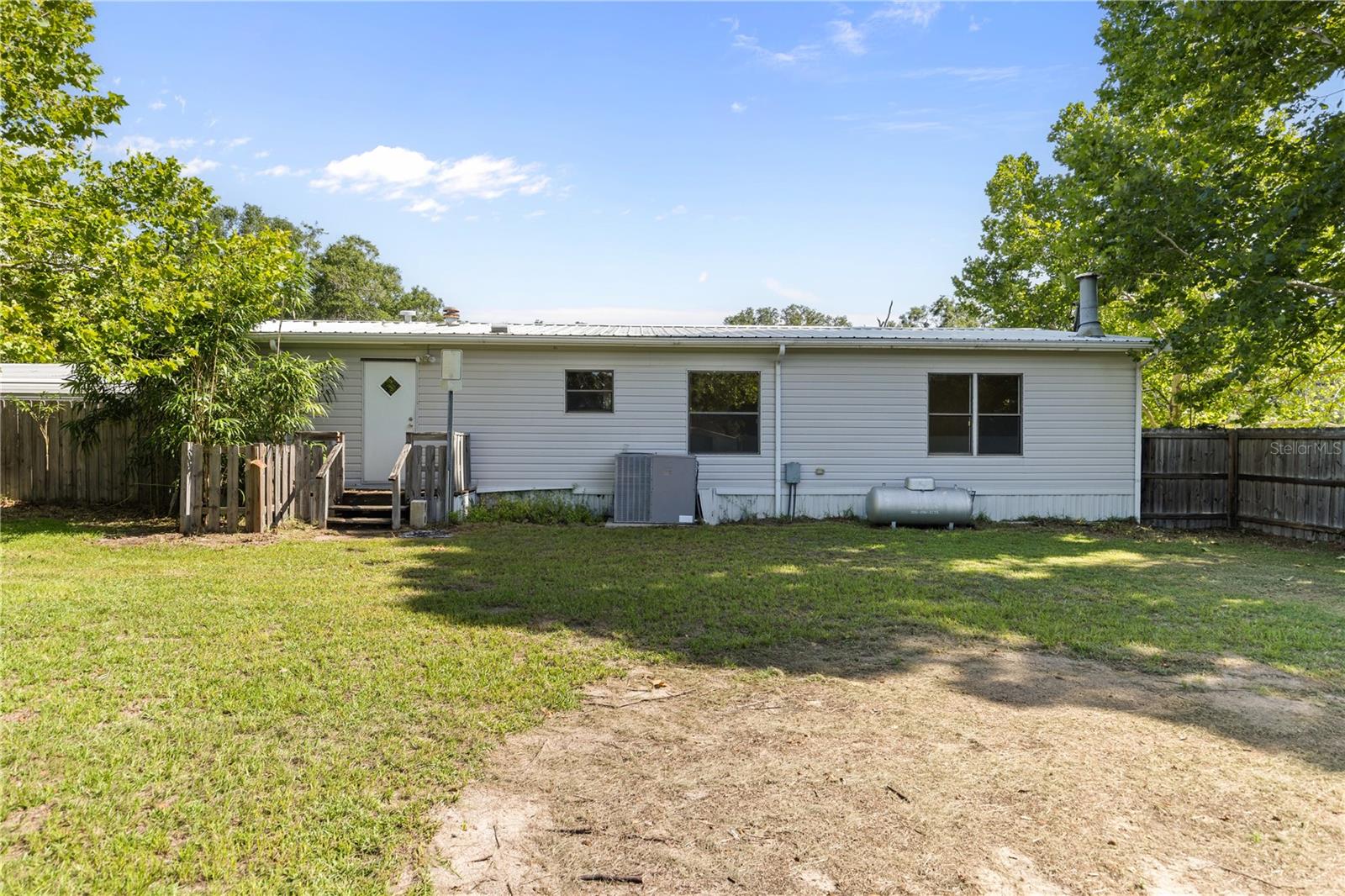 Image 34 of 43 For 21203 138th Avenue