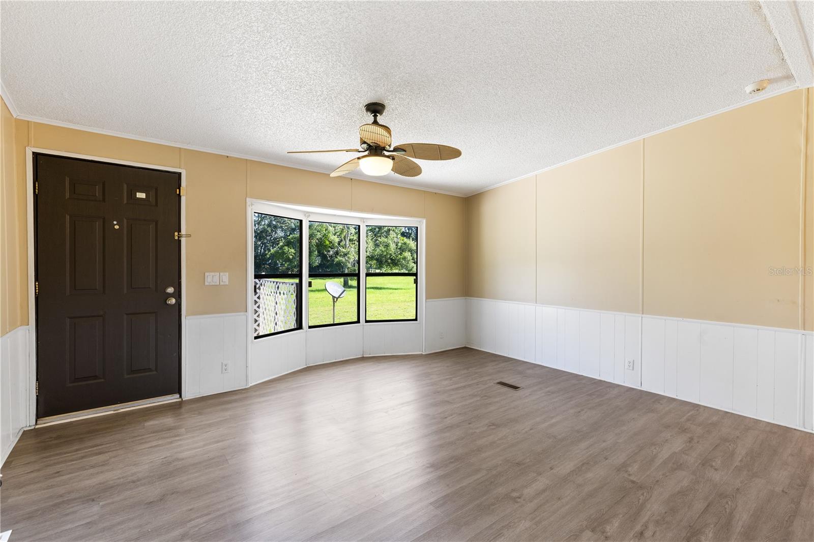 Image 4 of 43 For 21203 138th Avenue