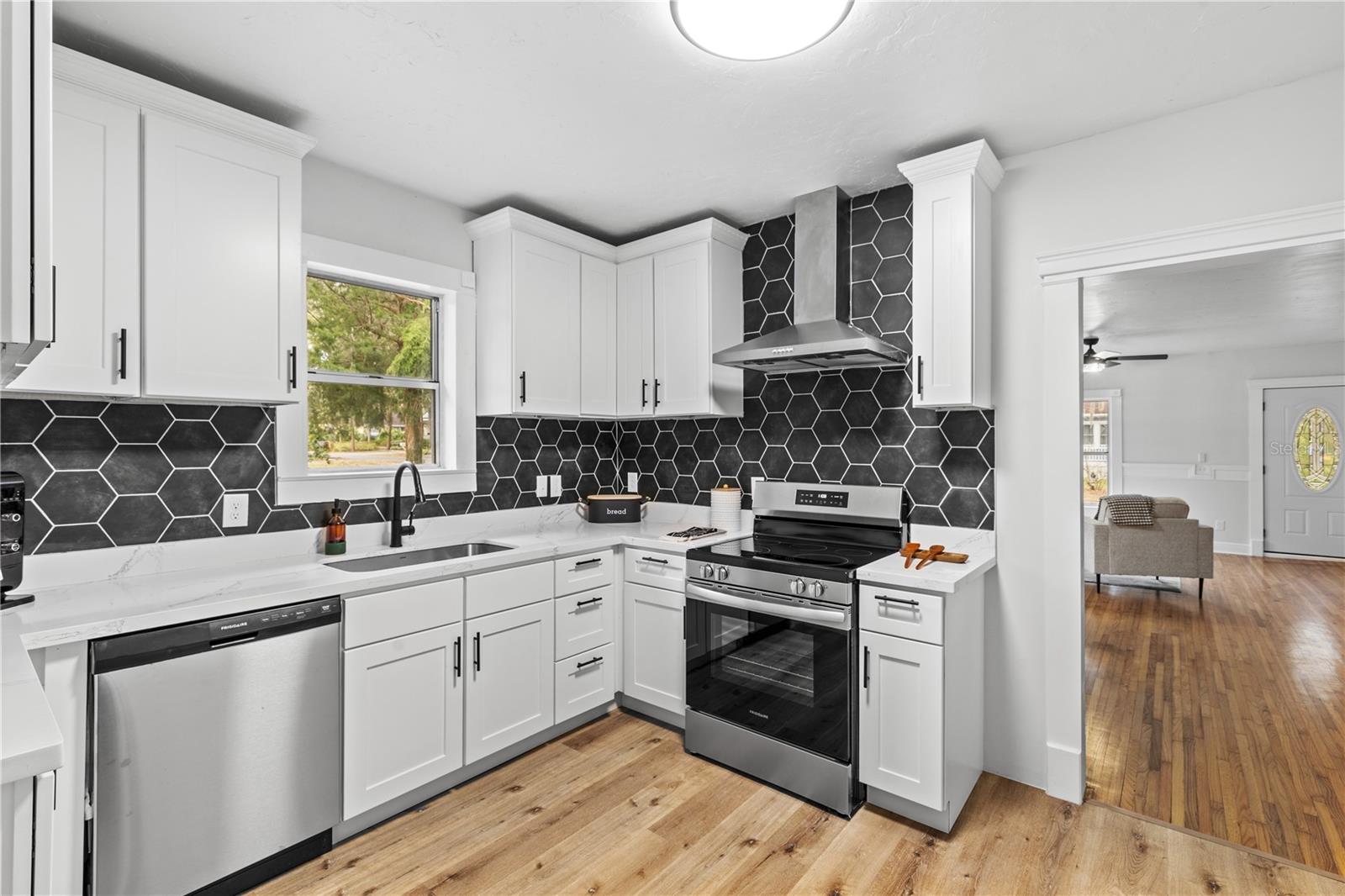 Image 11 of 39 For 18741 240th Street