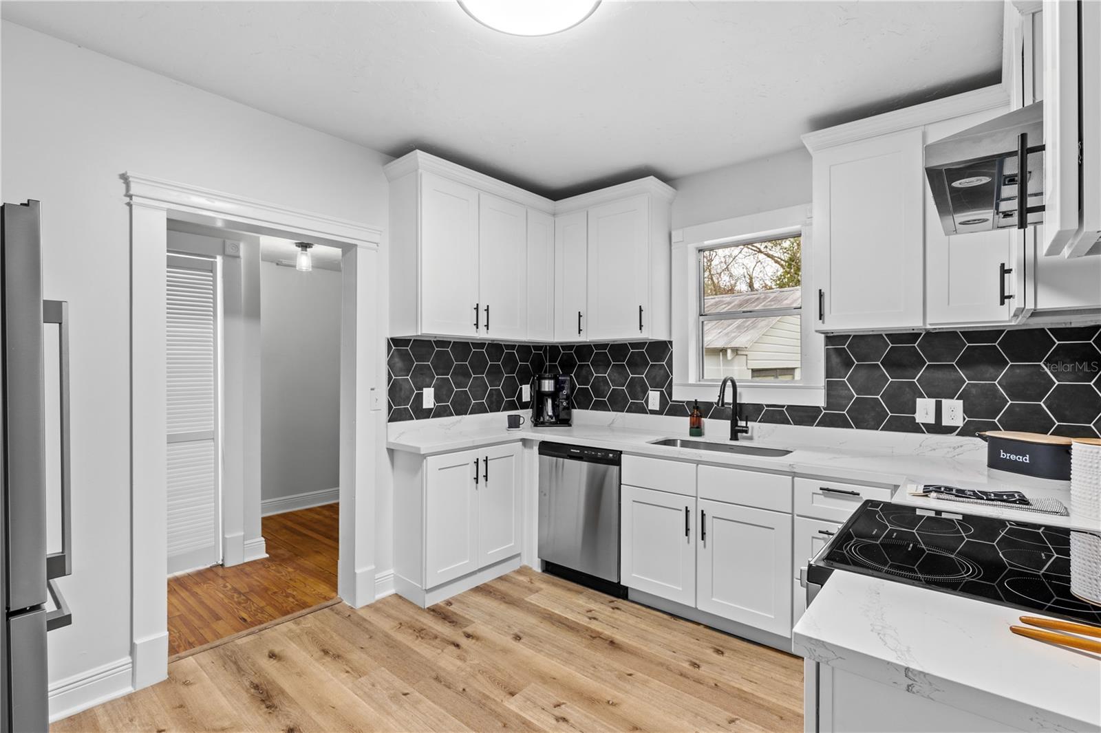 Image 12 of 39 For 18741 240th Street