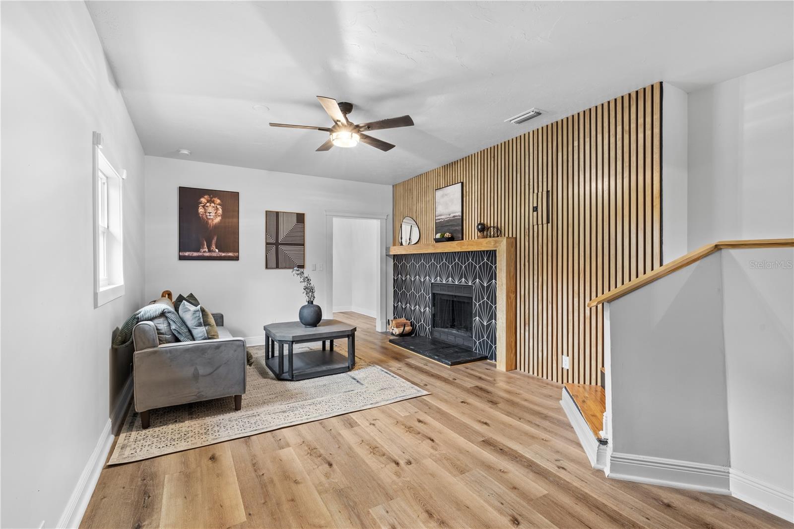 Image 16 of 39 For 18741 240th Street