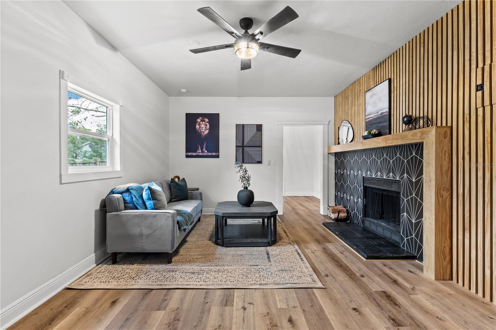 Image 17 of 39 For 18741 240th Street