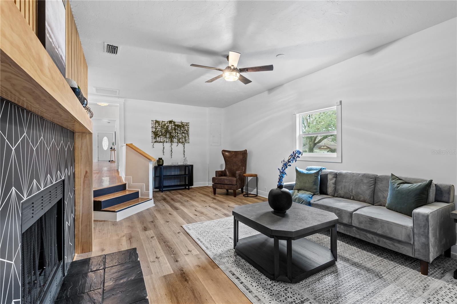 Image 19 of 39 For 18741 240th Street
