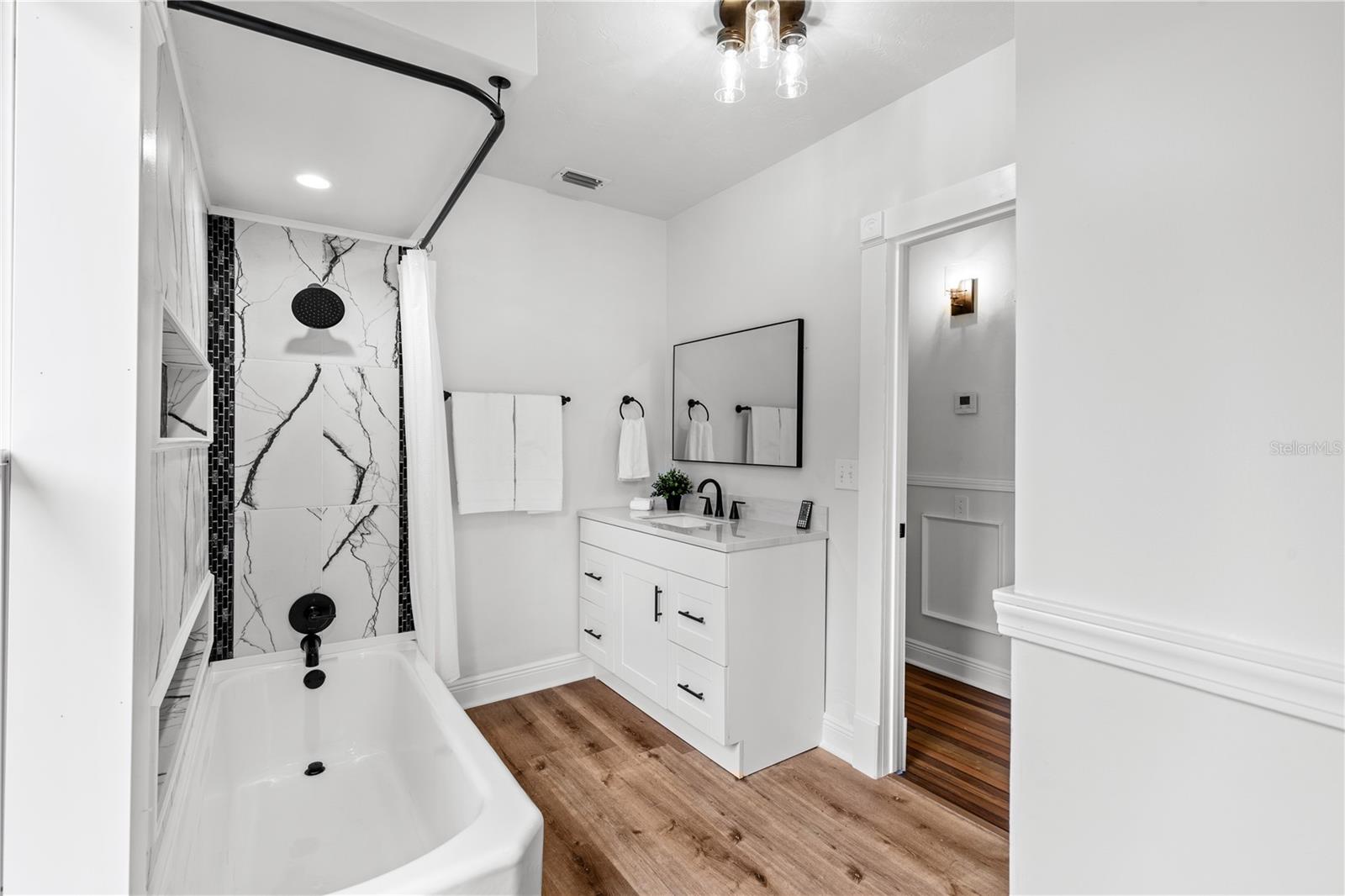 Image 22 of 39 For 18741 240th Street