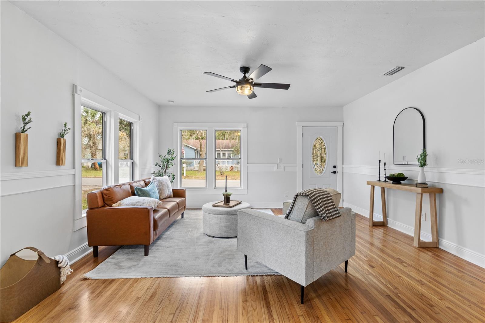 Image 5 of 39 For 18741 240th Street
