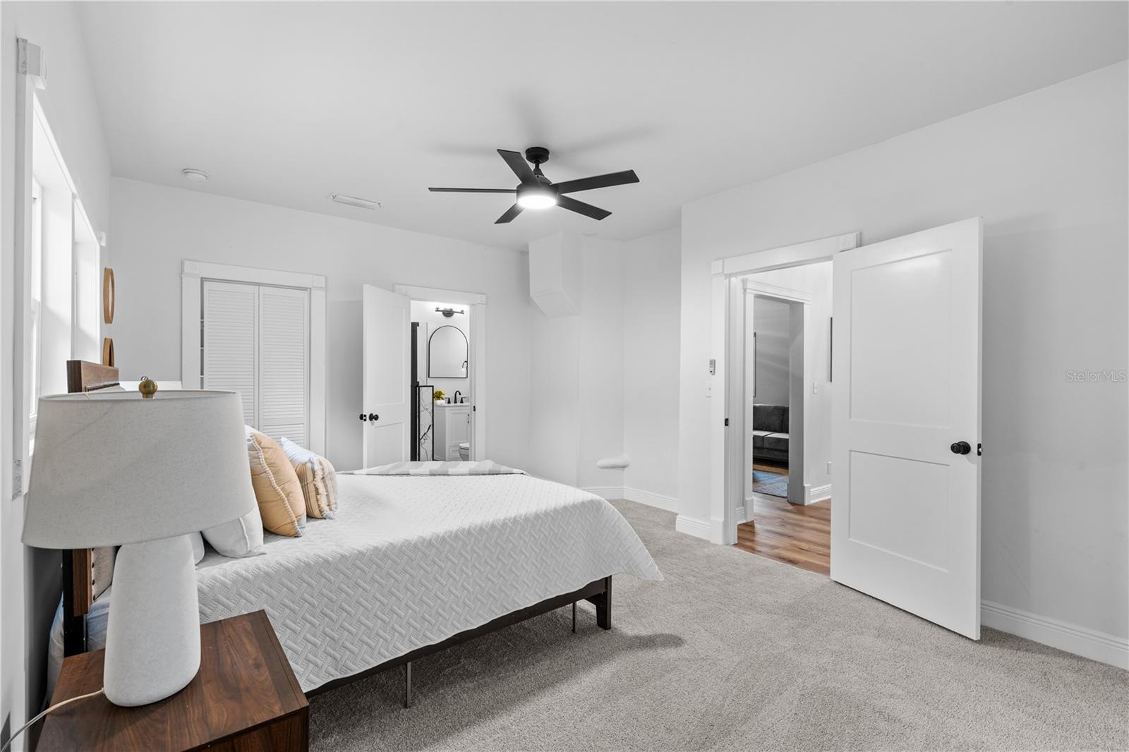 Image 8 of 39 For 18741 240th Street