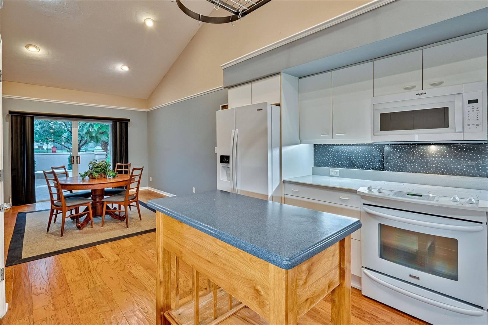 Image 16 of 45 For 13207 167th Terrace