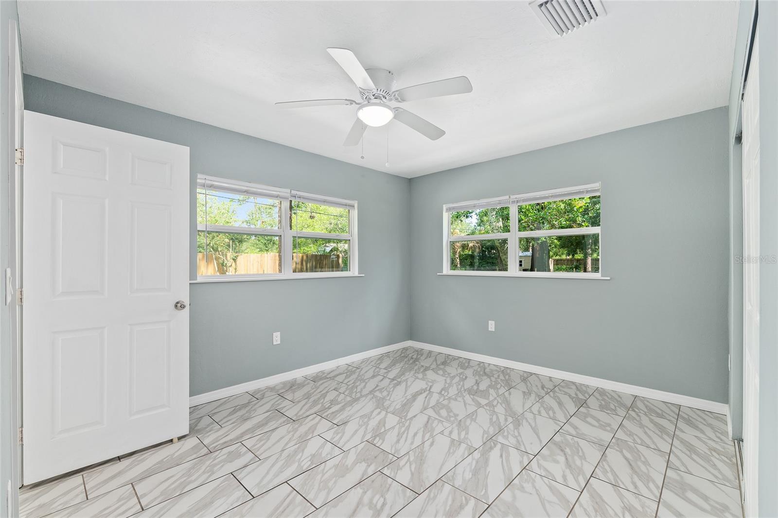 Image 8 of 53 For 3904 20th Terrace