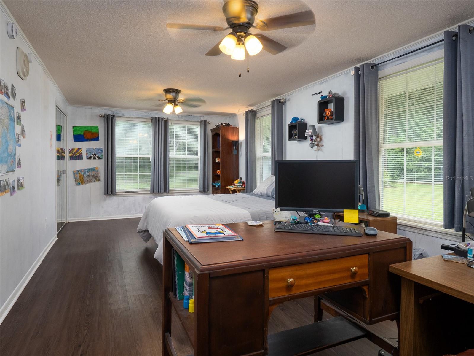 Image 13 of 48 For 7122 164th Street