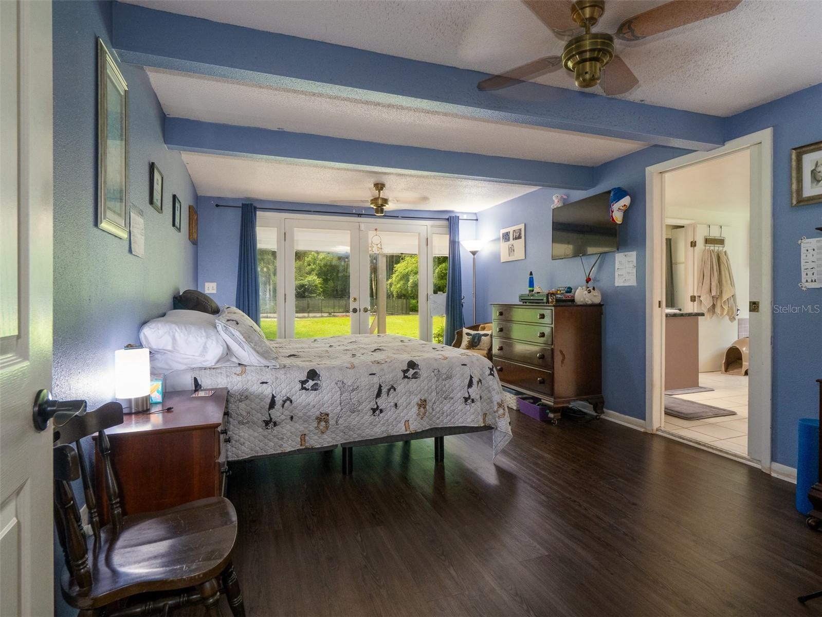 Image 15 of 48 For 7122 164th Street