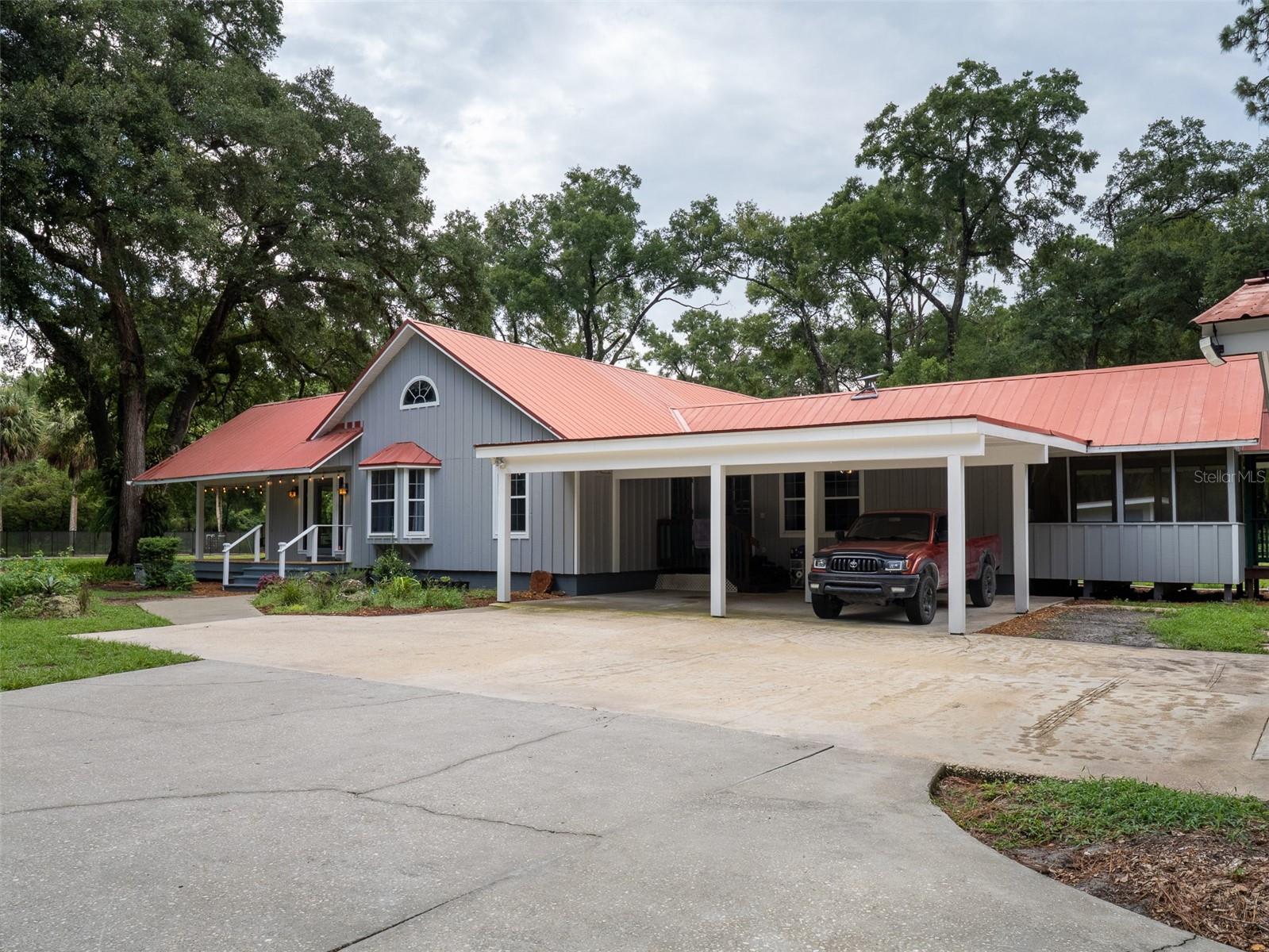Image 32 of 48 For 7122 164th Street