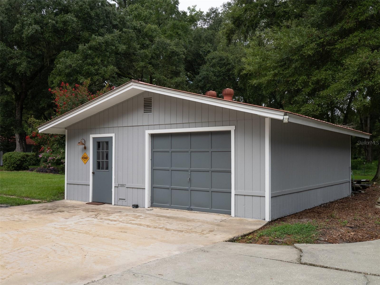 Image 42 of 48 For 7122 164th Street