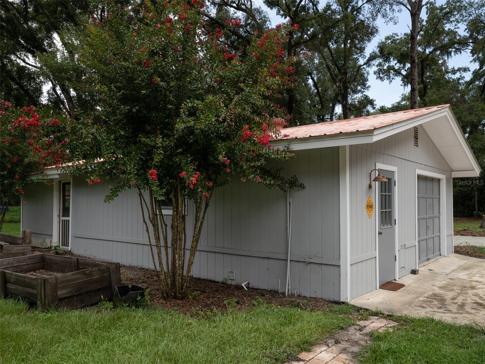Image 43 of 48 For 7122 164th Street